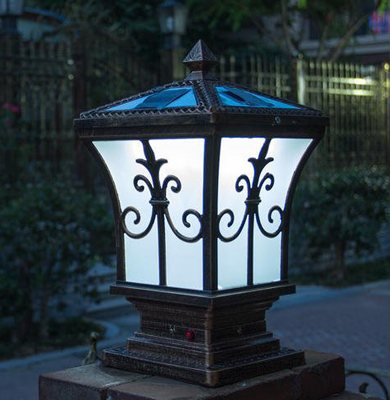 阿拉尔农场柱头灯