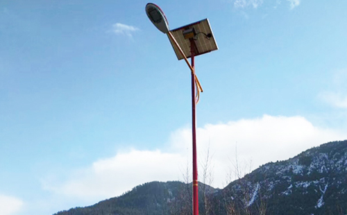 如何选择高质量的阿拉尔农场太阳能路灯材料：全方位指南