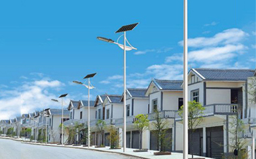 阿拉尔农场太阳能路灯配置与在乡村道路照明中的应用