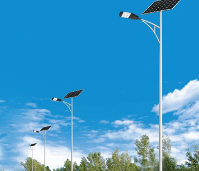 阿拉尔农场太阳能路灯维护时，这些细节别忽略！